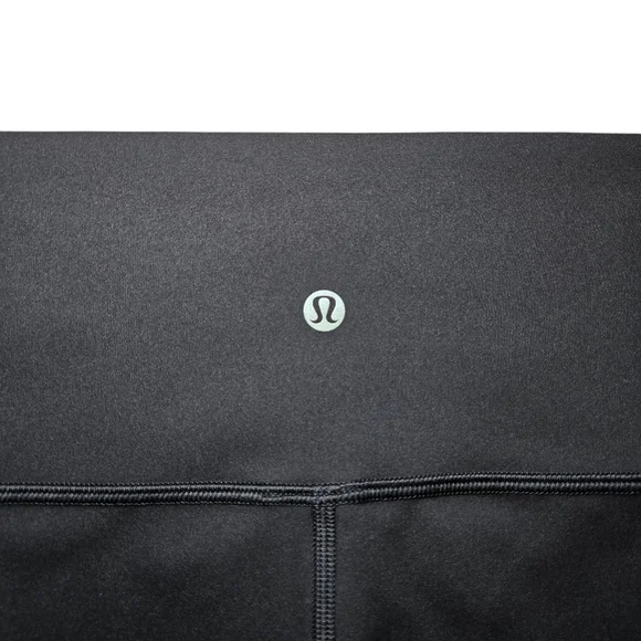 ❤️FINAL SALE❤️ Lululemon Wunder Under Hi-Rise 7/8 Tight - Black - Picture 6 of 10